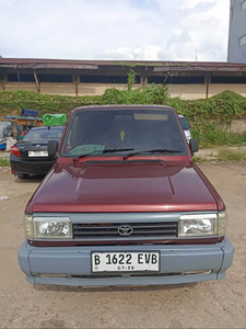 Toyota Kijang Super 1994