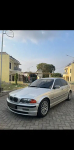 BMW 325i 2001