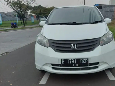 Honda Freed 2010