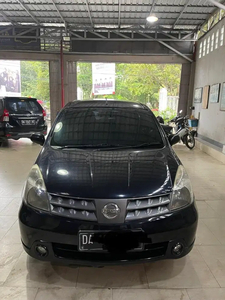 Nissan Grand livina 2008