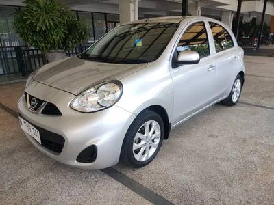 Nissan March 2016