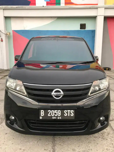 Nissan Serena 2013