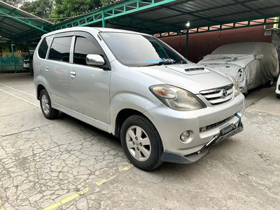 Toyota Avanza 2004