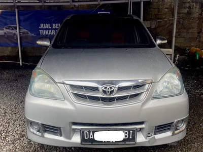 Toyota Avanza 2011