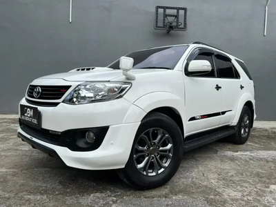 Toyota Fortuner 2013