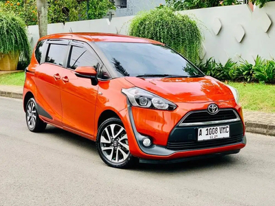 Toyota Sienta 2017