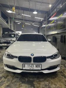 BMW 320i 2013