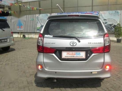 Dijual Mobil Toyota Avanza Veloz MPV Tahun 2016