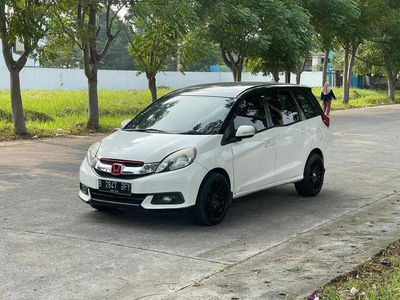 Honda Mobilio 2014