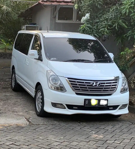 Hyundai H-1 2012