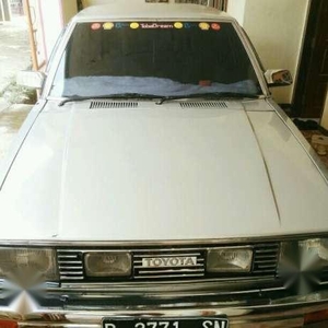 Jual murah Toyota Corolla DX 1986