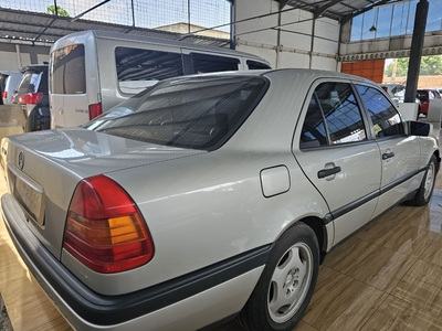 Mercedes-Benz C-Class C180 matic tahun 1995