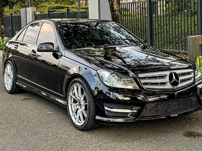 Mercedes-Benz C250 2013