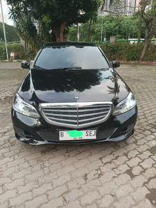 Mercedes-Benz E200 2015