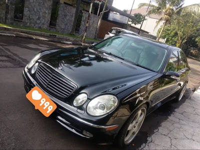 Mercedes-Benz E240 2004