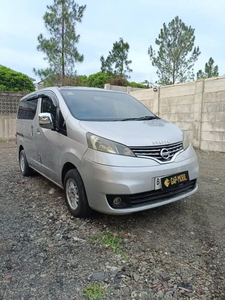 Nissan Evalia 2012