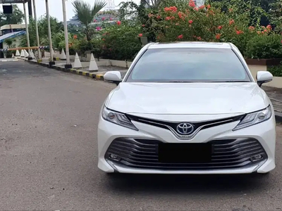 Toyota Camry 2019