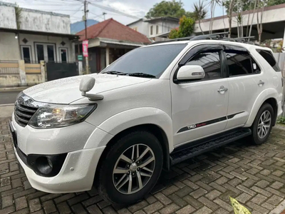 Toyota Fortuner 2012