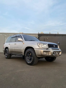 Toyota Land Cruiser 2001