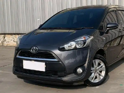 Toyota Sienta 2018