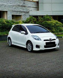 Toyota Yaris 2012