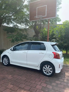 Toyota Yaris 2012