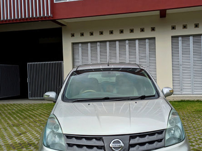 2011 Nissan Grand Livina 1.5 SV MT