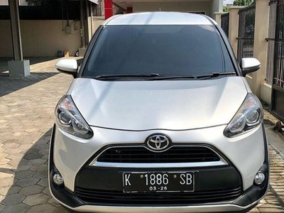 2016 Toyota Sienta V MT