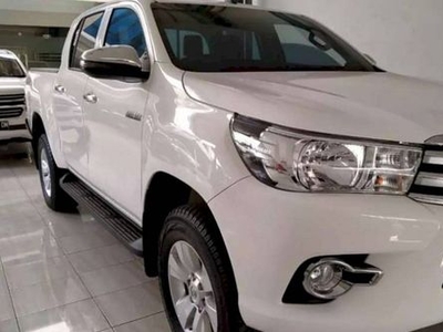 2019 Toyota Hilux Double Cabin V 2.5L MT