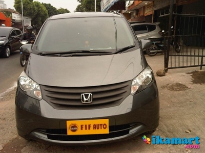 HONDA FREED SD AT 2009 SILVER STONE