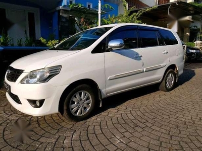 Jual mobil Toyota Innova G 2012