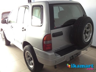 Jual SUZUKI ESCUDO SILVER 03 PLAT