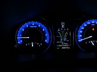 Toyota Camry 2.5 V 2018 Hitam - Mobil Cicilan Murah