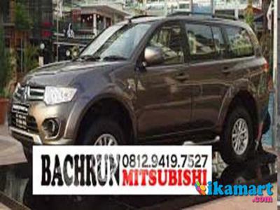 Pajero Sport Exceed 4x2 Hitam At / Matic