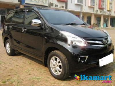 Toyota New Avanza 1.3 G AT Black 2012 Tangan 1