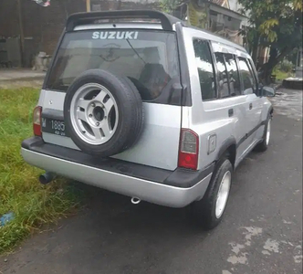 Suzuki Escudo 1997