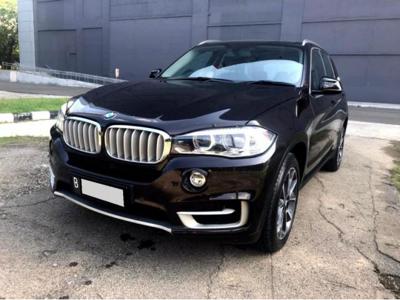 BMW X5 AT hitam Tahun 2015