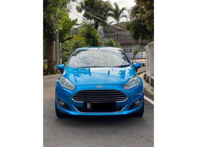 Ford fiesta 1.5 S Th 2014 Blue Service Record