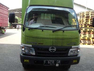 Hino truk Dutro 130 MD 2021