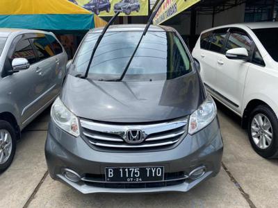 HONDA FREED E 1.5 AT 2014