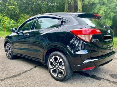 Honda HRV prestige AT hitam 2017