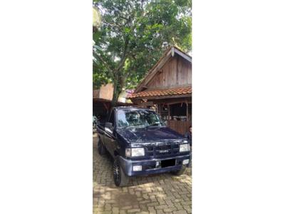 ISUZU PANTHER PICK UP THN 2009