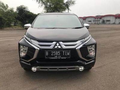 Jual Mitsubishi Xpander ultimate AT warna hitam tahun 2020