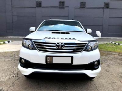 Jual Toyota Fortuner G VNT Turbo putih AT 2013