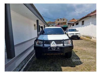 Mitsubishi Strada Triton GLS PICK UP 2012