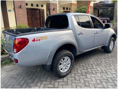 Mitsubishi Strada Triton GLS PICK UP 2012