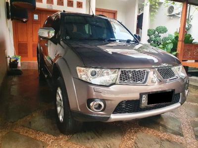 Pajero dakar 4x2 th 2012 tangan 1 pribadi istimewa sekali