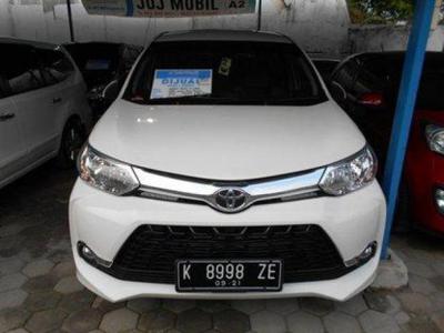 toyota avanza veloz thn2016 metic warna putih