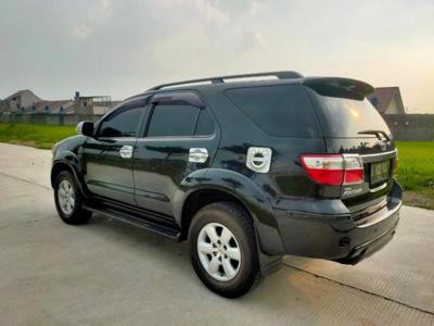 Toyota Fortuner D luxury AT 2009
