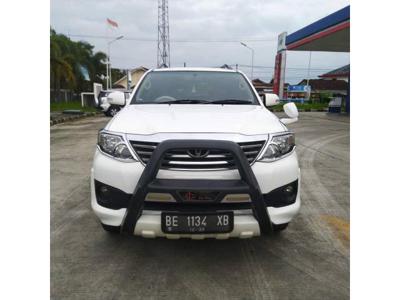 Toyota Fortuner G AT 2011